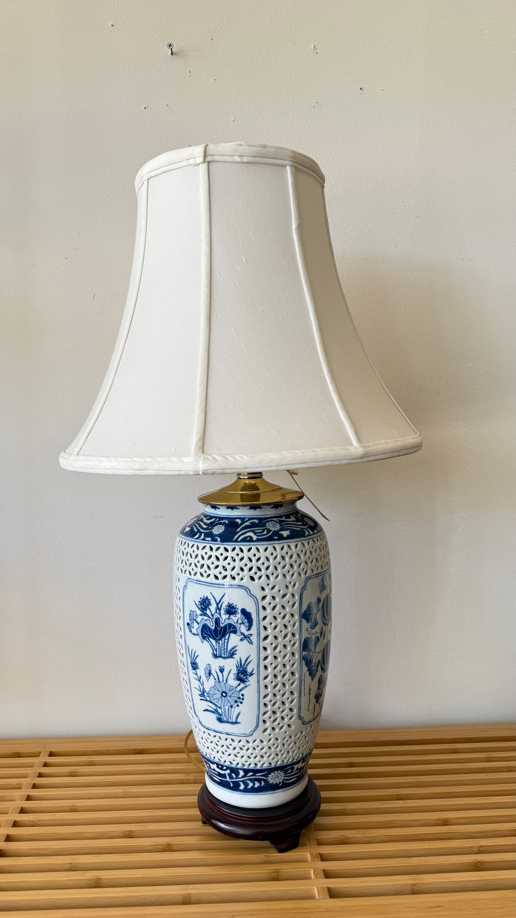 Blue And White Porcelain vase Table Lamp