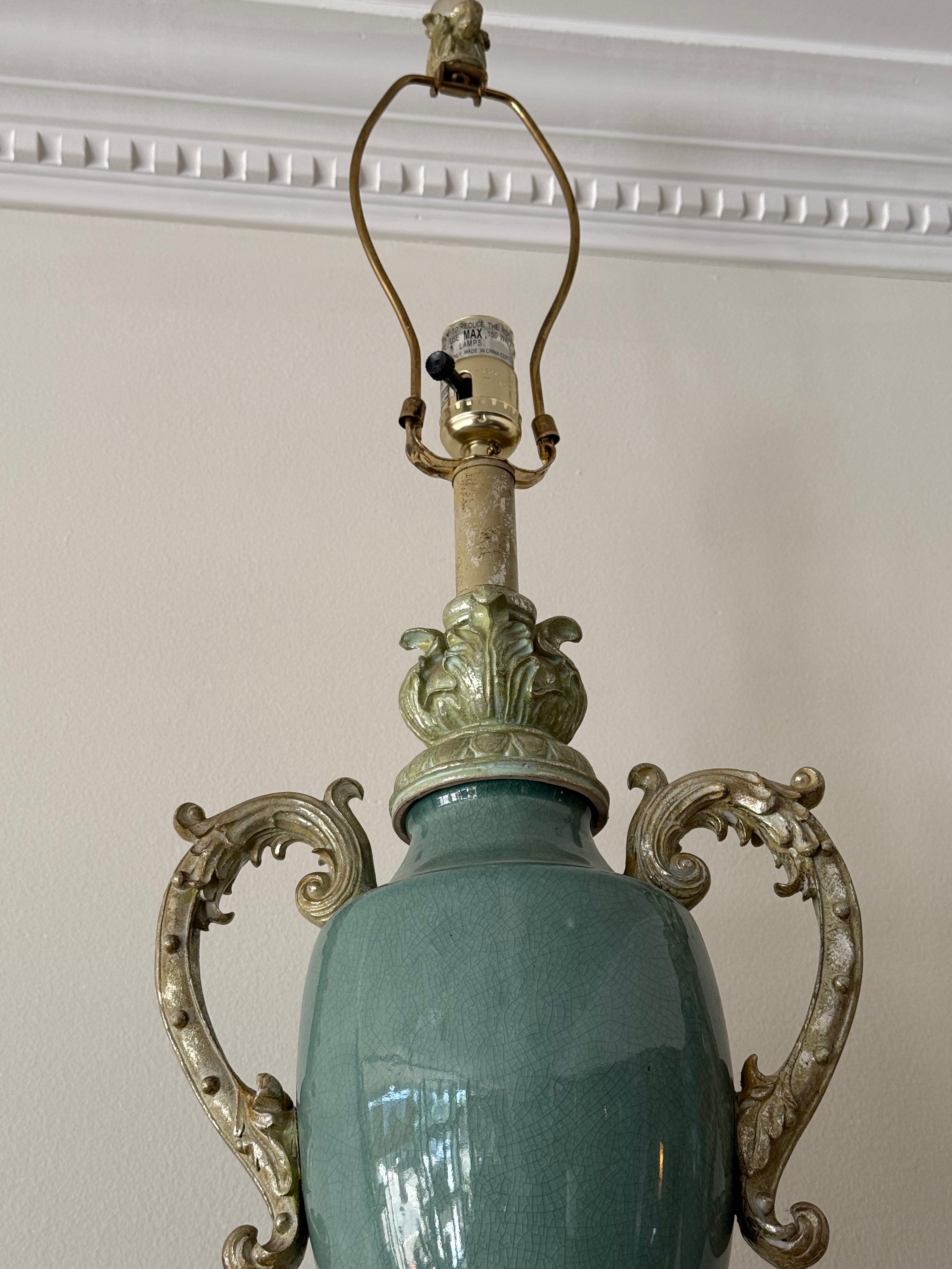 A Pair Of Vintage Porcelain Table Lamp