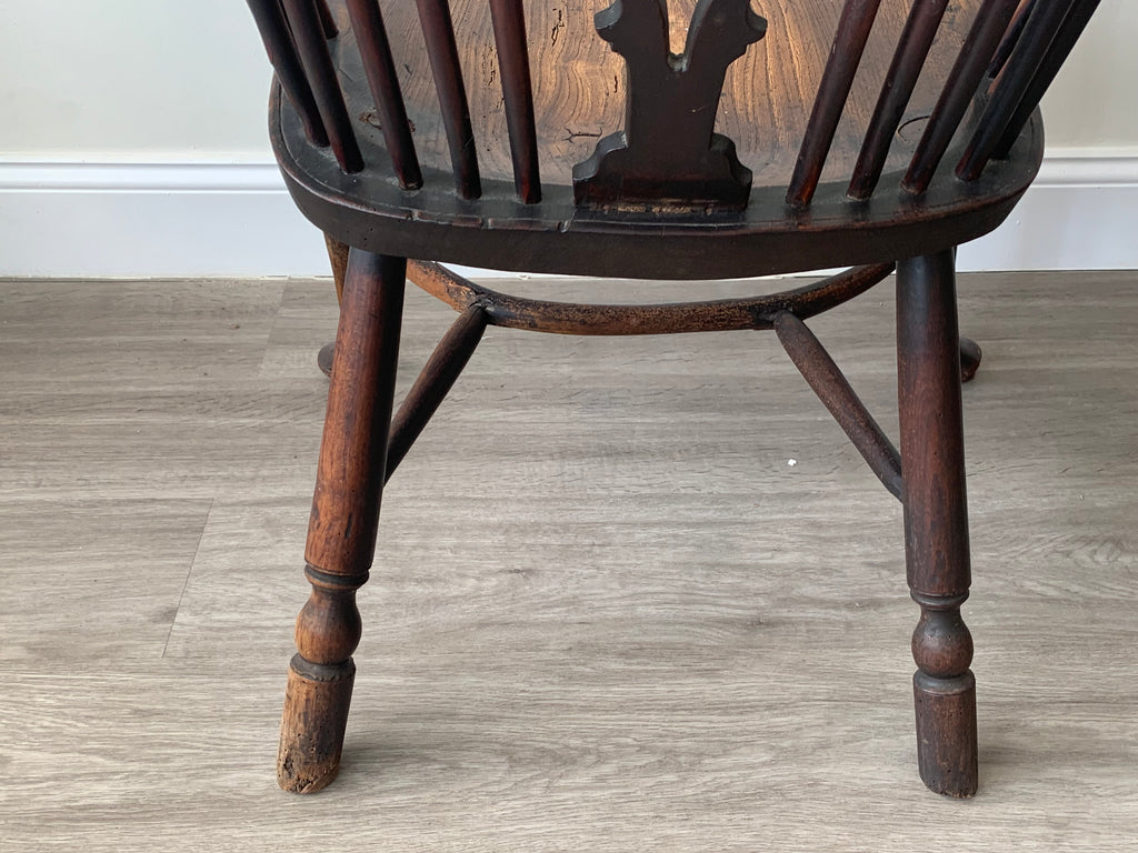 18th Century Thames Valley Cabriole Leg Windsor Armchair