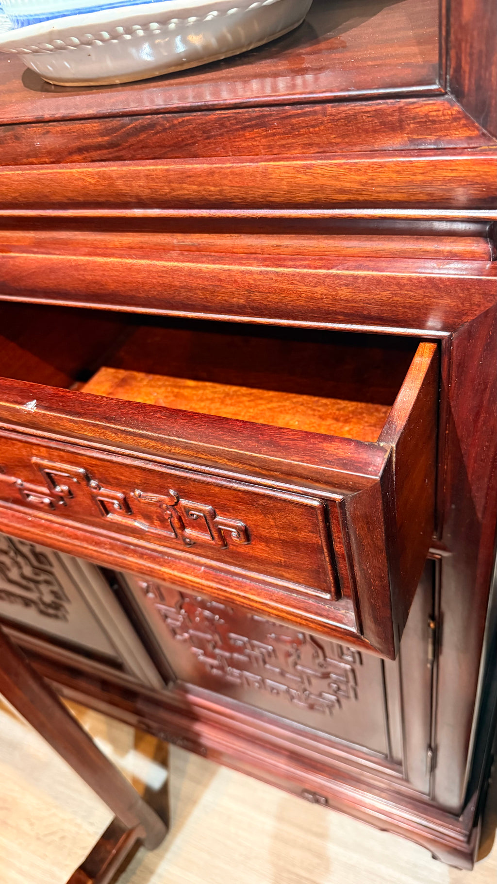 Chinese Rosewood Display Cabinet with Glass Panels