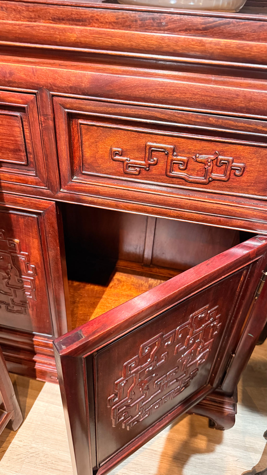 Chinese Rosewood Display Cabinet with Glass Panels