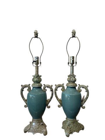 A Pair Of Vintage Porcelain Table Lamp