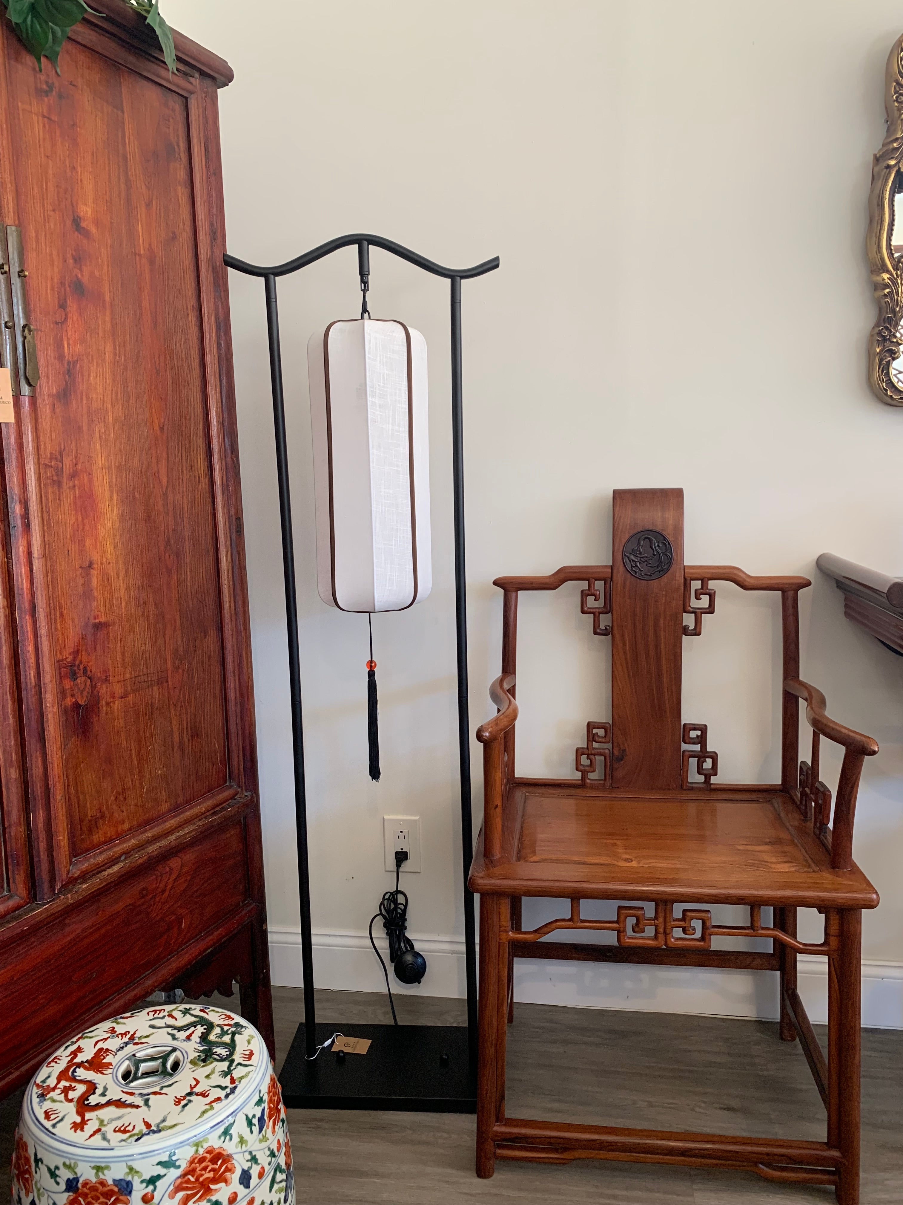 Zen-style floor Lamp with a shade